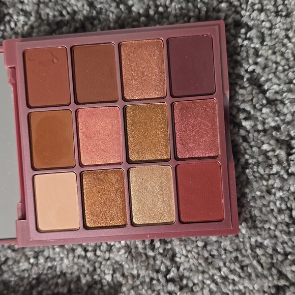 Tarte and Urban Decay Makeup Set - Multicolor Bundle - Picture 5 of 5